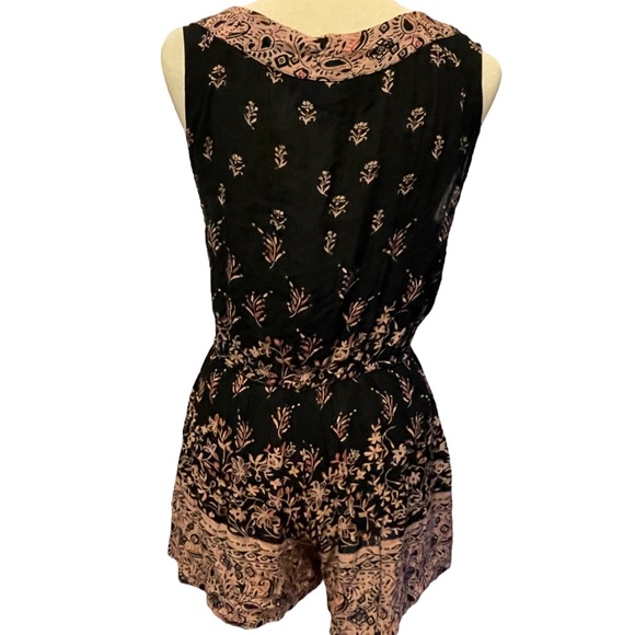 URBAN OUTFITTERS
ECOTE MAGDALENA FLORAL PRINTED ROMPER DRESS XS - Picture 9 of 14